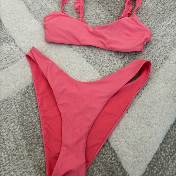 ARIE | Bikini Set - Picture 3 of 5